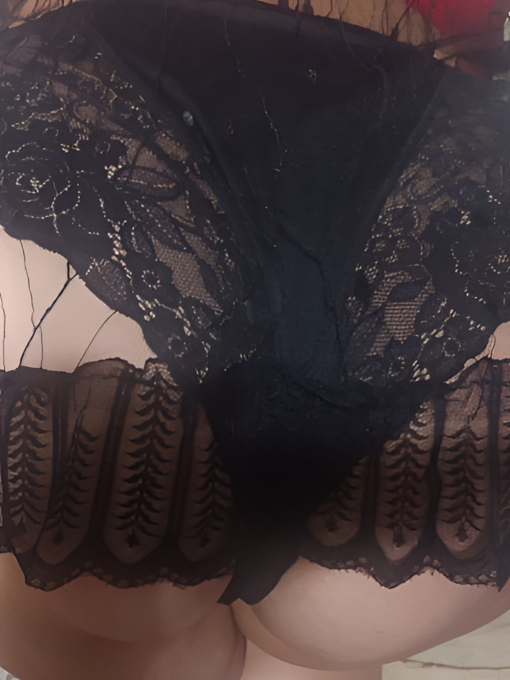 Инна привлекательная девушка из Зверево цена от 4000 руб