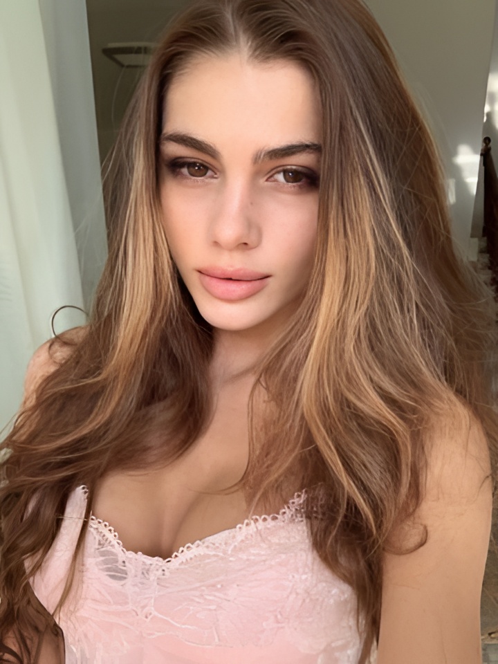 Кристина привлекательная девушка из Зверево цена от 2000 руб