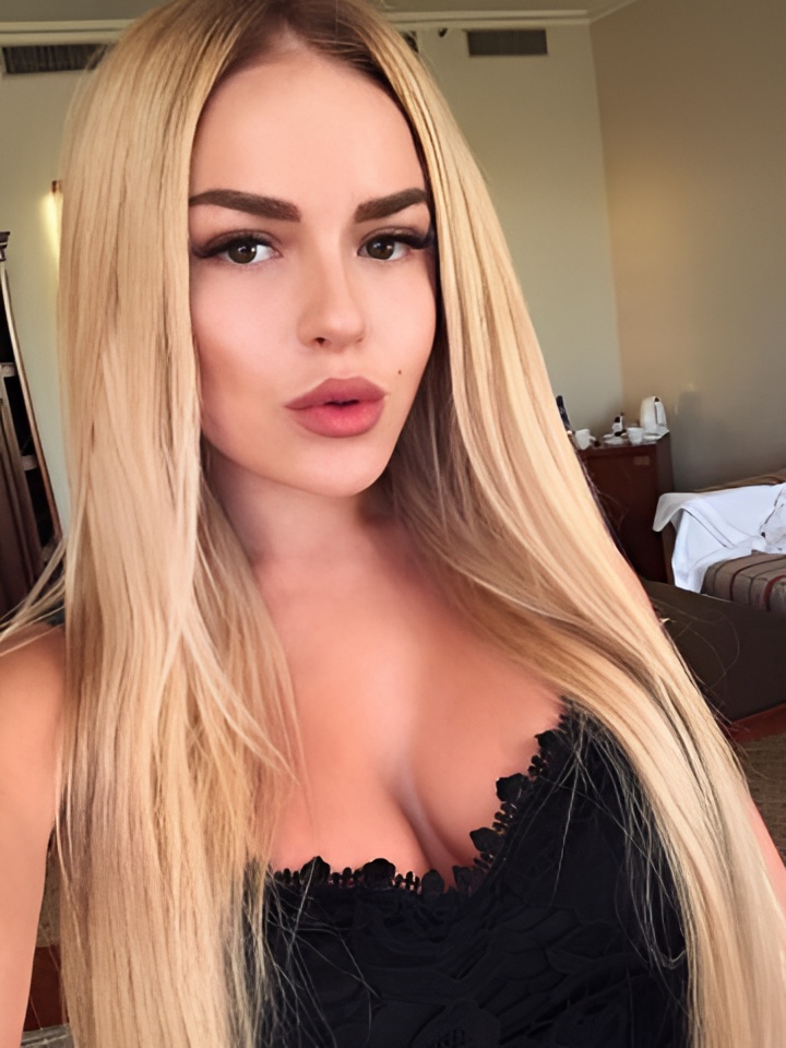 Светлана привлекательная девушка из Зверево цена от 2000 руб