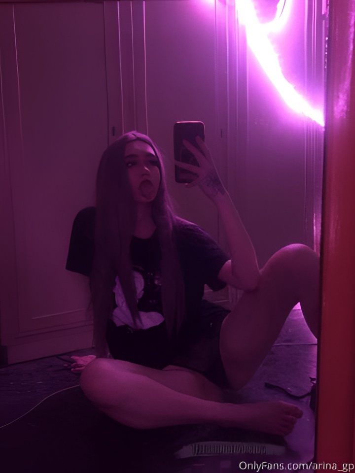 Зина привлекательная девушка из Зверево цена от 3000 руб