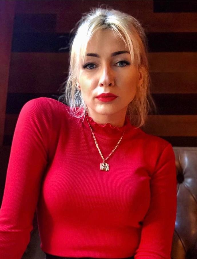 🎥 Элиза привлекательная девушка из Зверево цена от 7000 руб