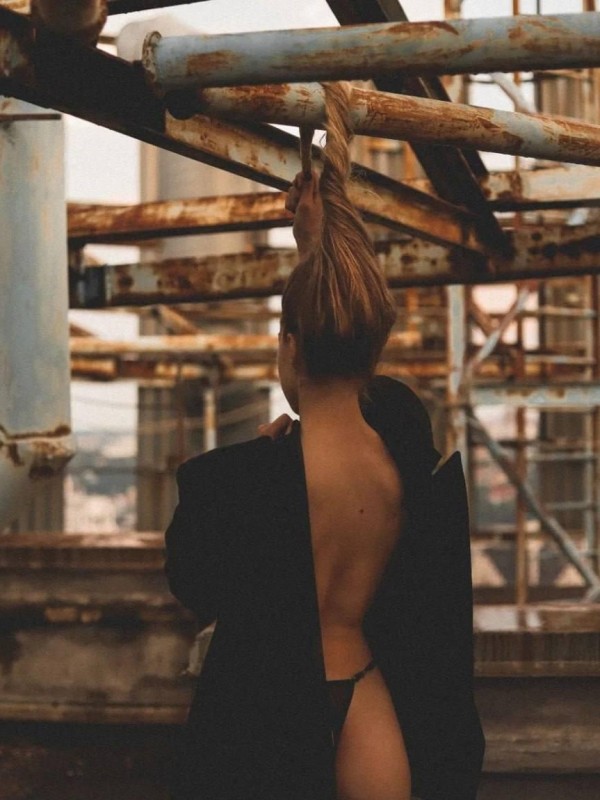 Тонечка из Зверево